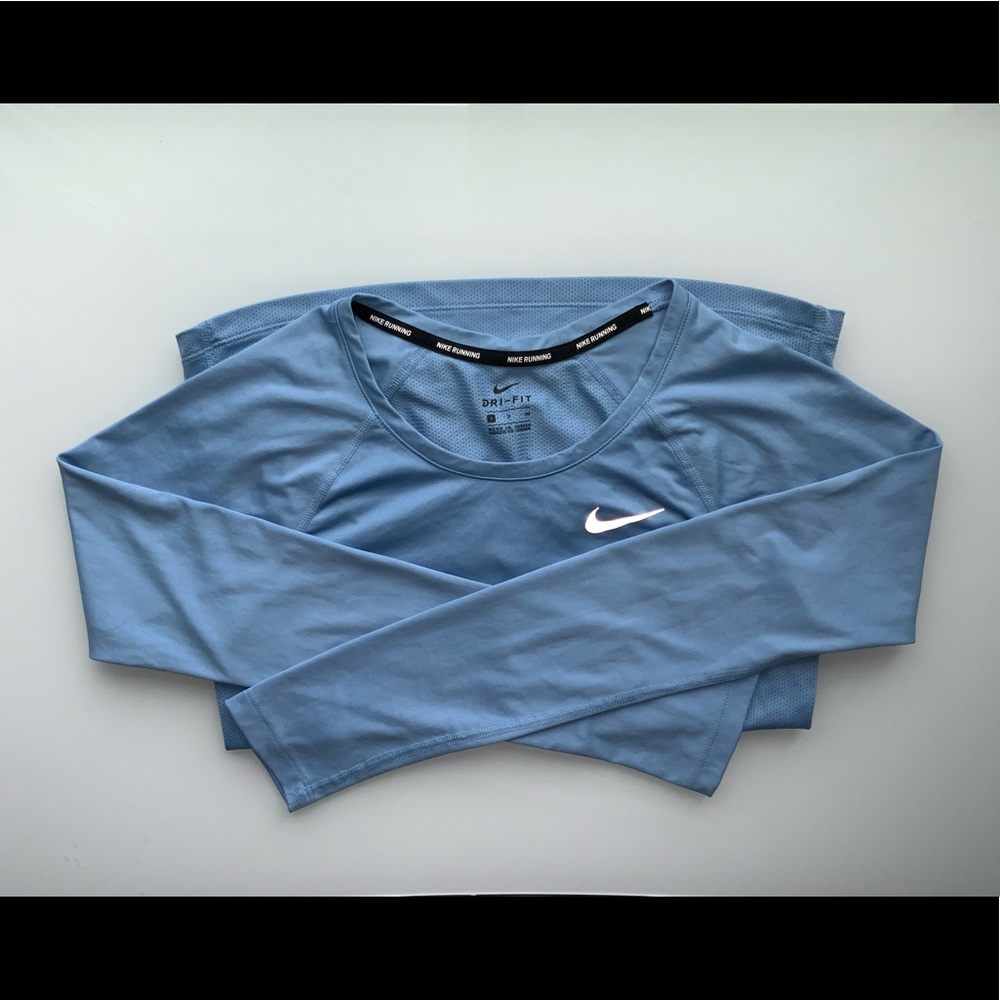 Light blue Nike workout long sleeve